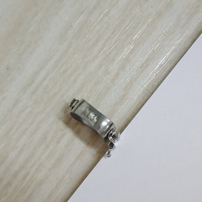 Drei-Rohr-Sprachhülsen für DTC-Orthodontikbänder Klasse II Instrumentenklassifizierung