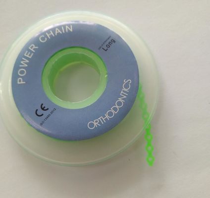 Kurze orthodontische elastische Stromkette für schnelle und bequeme Anpassung von Zahnspangen