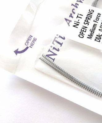 Haltbarkeit 3 Jahre Zahnorthopädische offene Spulenfedern mit 0,010&quot; / 0,012&quot; Durchmesser